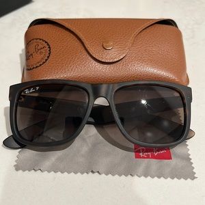 Rayban polarized wayfarer sunglasses